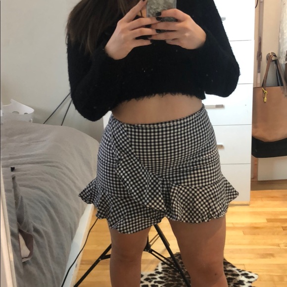 Forever 21 Dresses & Skirts - Gingham print peplum skirt